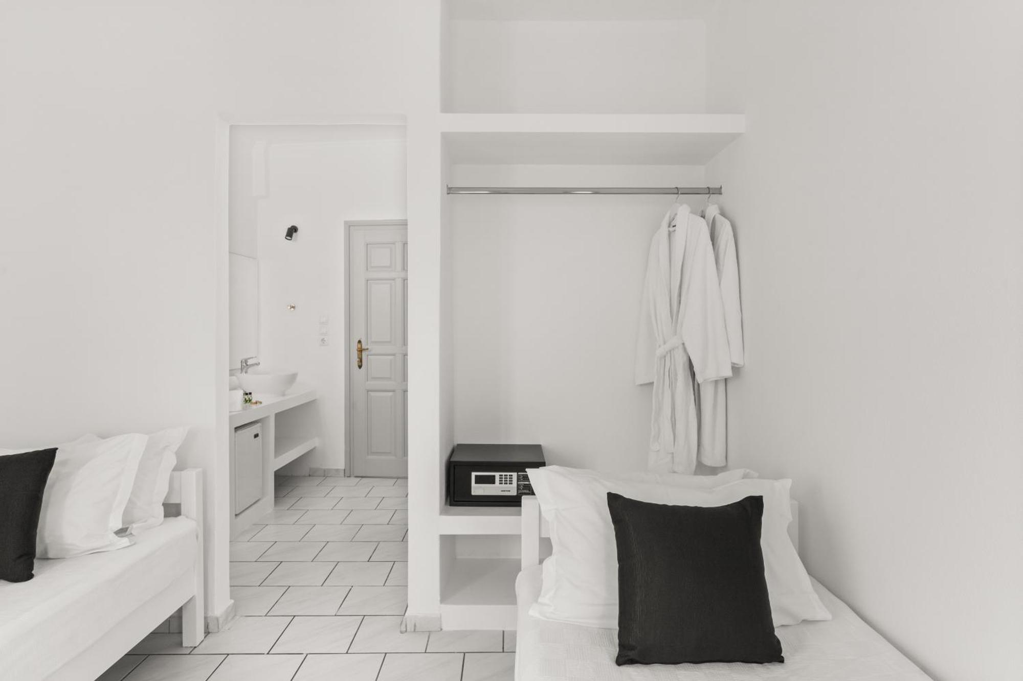 Sunrise Paros Aparthotel 3*