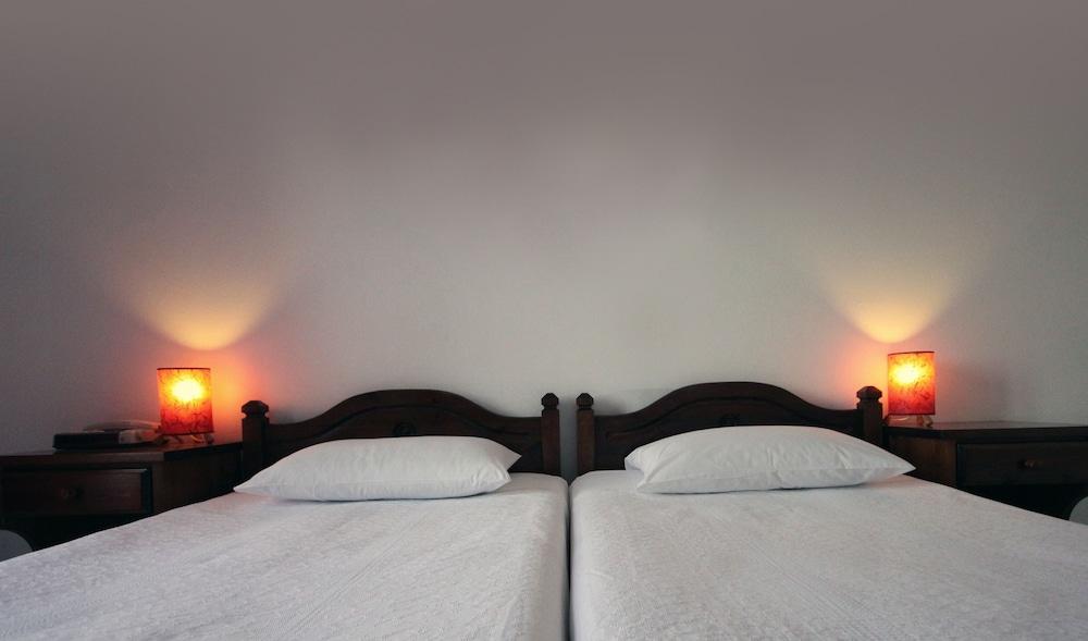 Sunrise Paros Apartahotel 3*