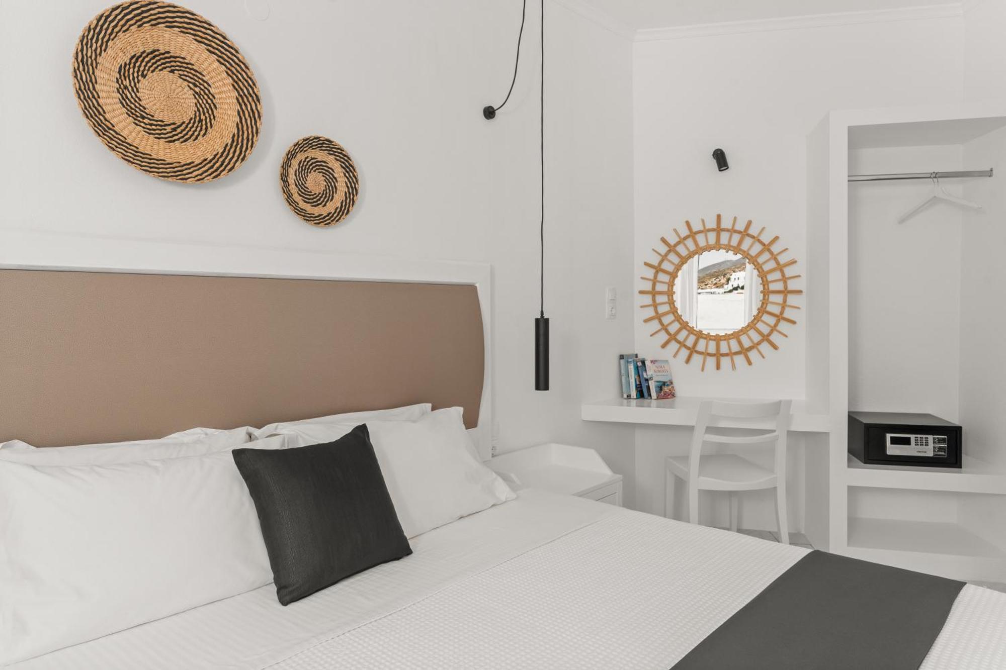 Apartahotel Sunrise Paros 3*