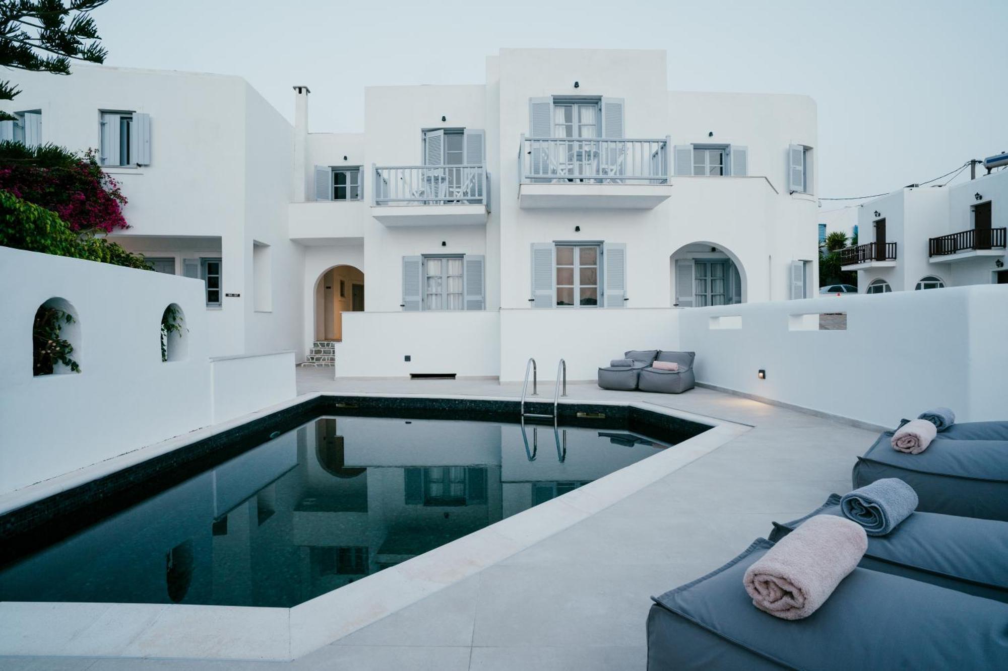 Apartahotel Sunrise Paros Naousa (Paros)