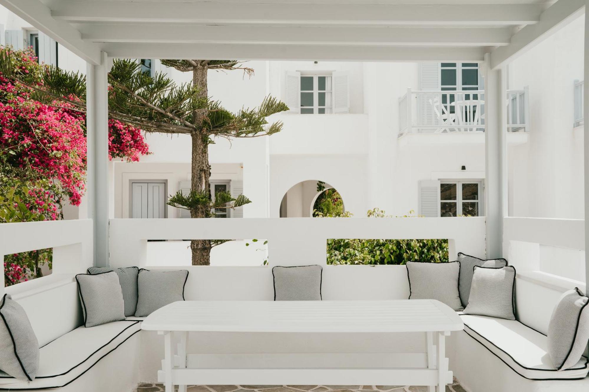 Sunrise Paros Apartahotel
