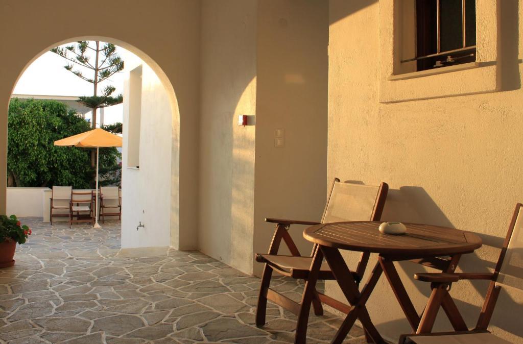 Apartahotel Sunrise Paros Naousa (Paros)
